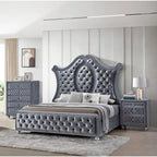 Mesa de Cabeceira Glam com 3 Gavetas de Veludo