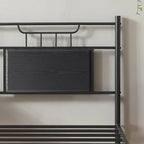 Estrutura de Cama Industrial em Metal com Cabeceira em Painel de Madeira