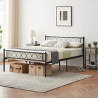 Estrutura de Cama de Plataforma em Metal com Cabeceira Decorativa em Coração