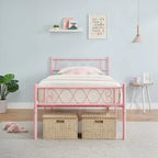 Estrutura de Cama de Plataforma em Metal com Cabeceira Decorativa em Coração